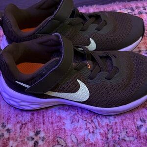 Nike Kids Brown and White Sneakers